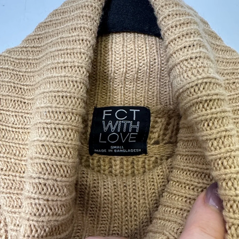 FCT With Love Camel Ribbed Knit Cropped Turtleneck Sweater Size Small - Picture 2 of 7